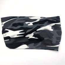 Load image into Gallery viewer, Black &amp; White Camo Tri-Fold Twisty Headband